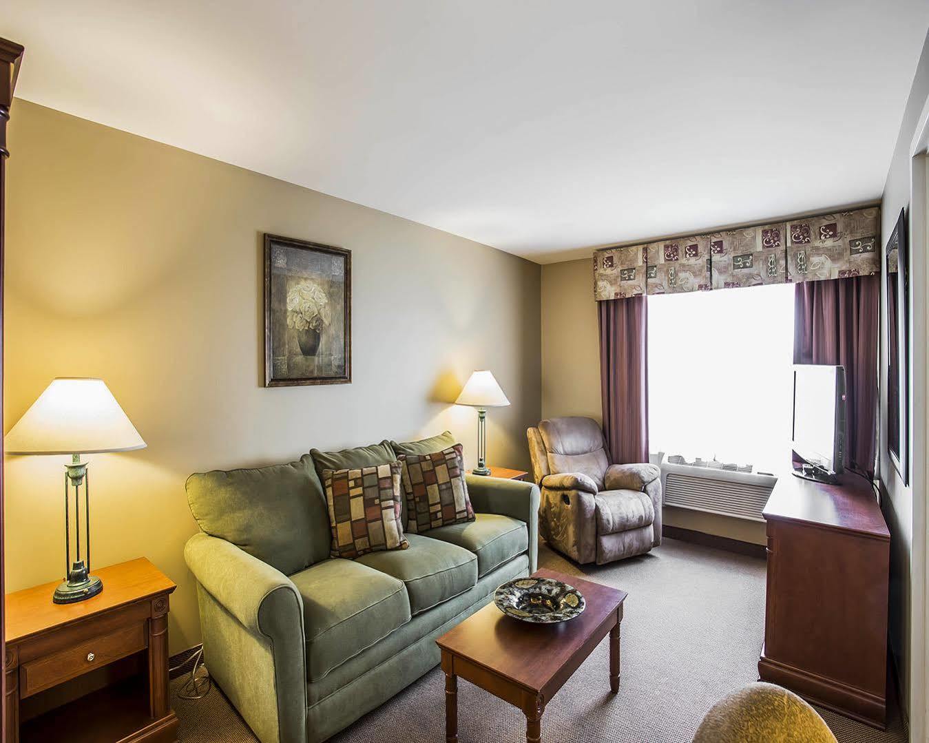 Holiday Inn Express & Suites Halifax - Bedford By Ihg Exterior foto